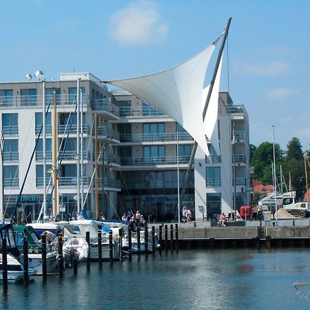 Apartment 12 - "Silbermoewe I" - Blickrichtung Yacht- Und Binnenhafenoffenes Meer Eckernfoerde Exterior photo